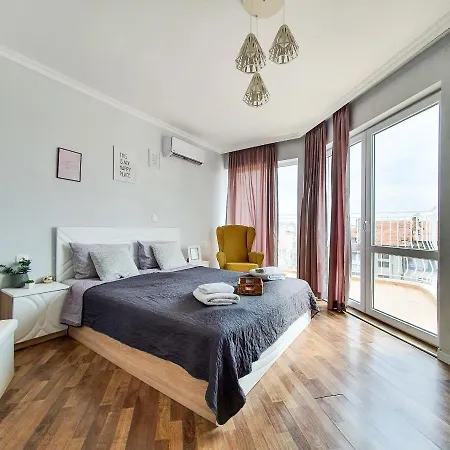 High Vision Apartman Burgasz
